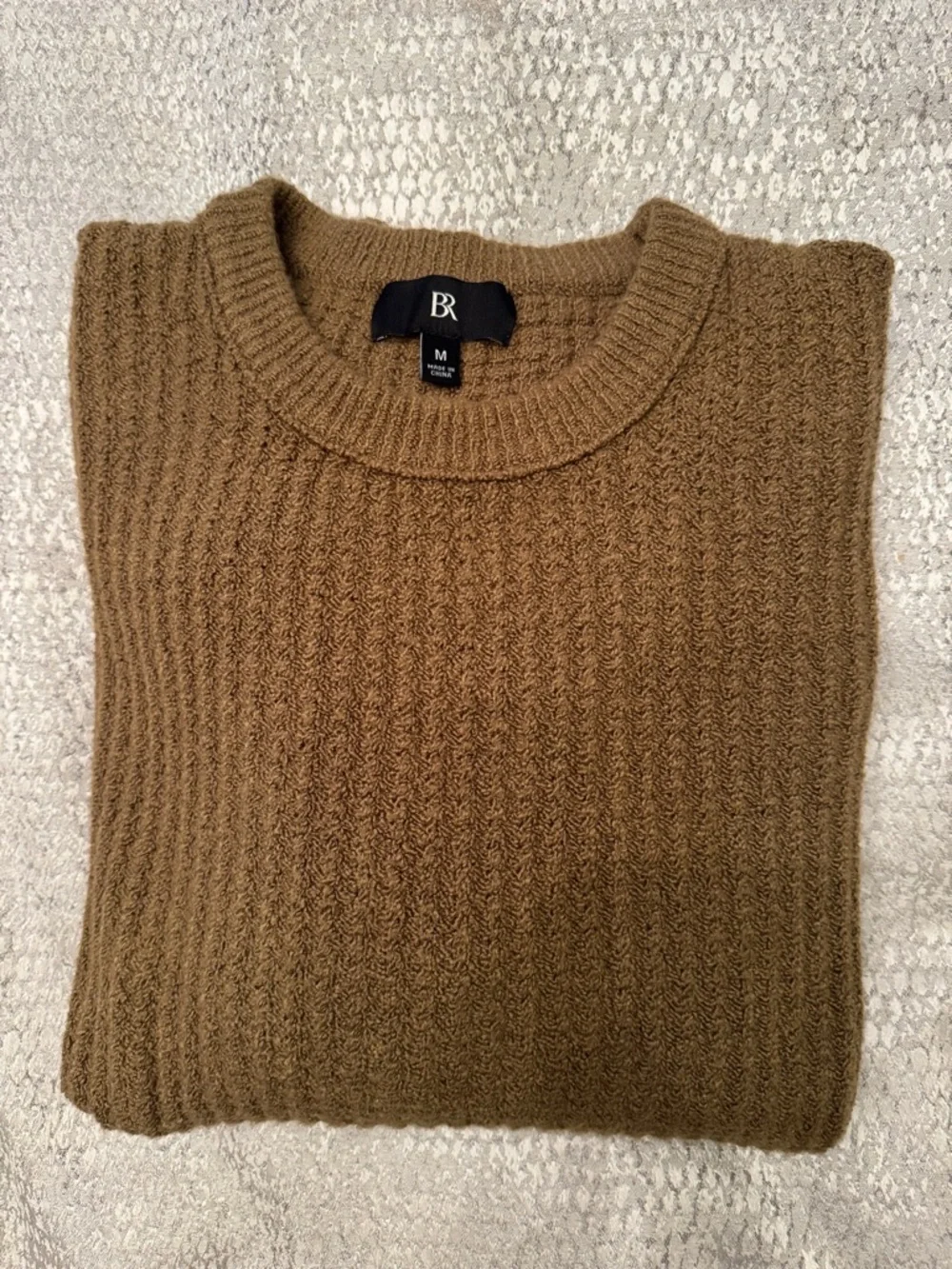 Banana Republic Men's RIBBED BOUCLÉ CREW-NECK SWEATER - M | Tree Moss Green - Picture 4 of 6